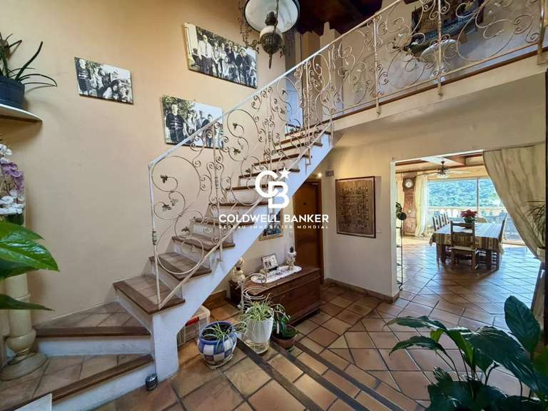 House with Sea view Cavalaire-sur-Mer - 5 bedrooms - 310m²