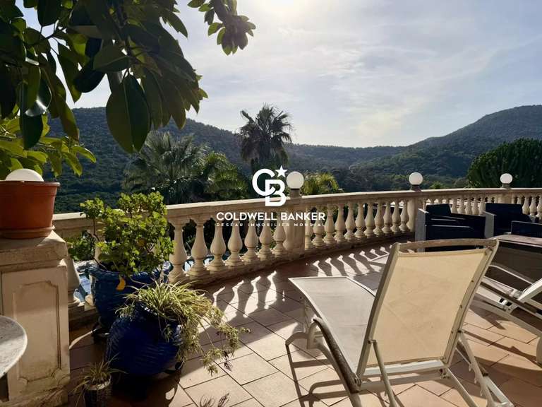 House with Sea view Cavalaire-sur-Mer - 5 bedrooms - 310m²