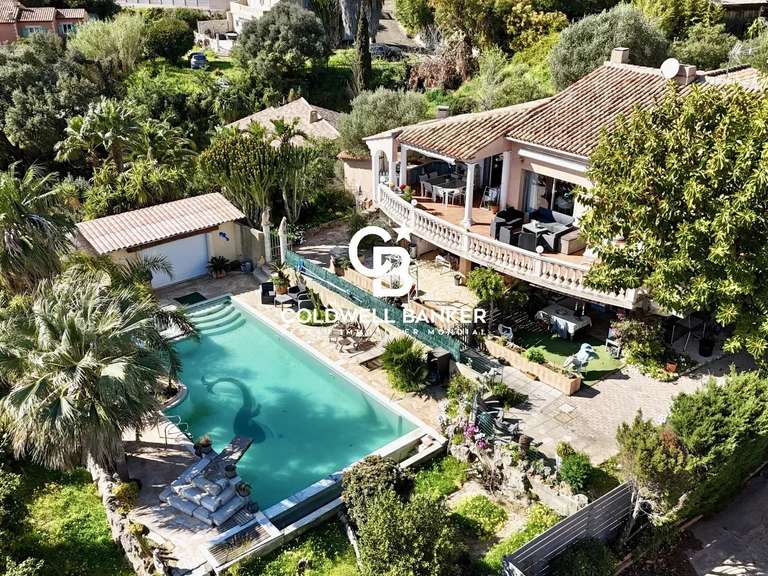 House with Sea view Cavalaire-sur-Mer - 5 bedrooms - 310m²