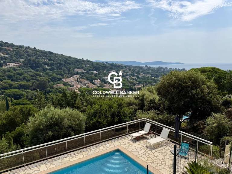 Maison avec Vue sur mer Cavalaire-sur-Mer - 5 chambres - 139m²