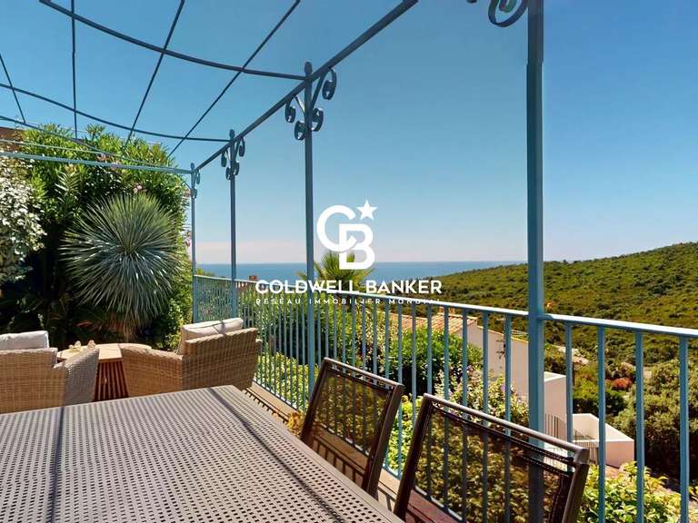 House with Sea view Cavalaire-sur-Mer - 2 bedrooms - 102m²