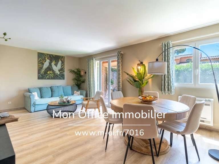 House Cavalaire-sur-Mer - 4 bedrooms - 90m²