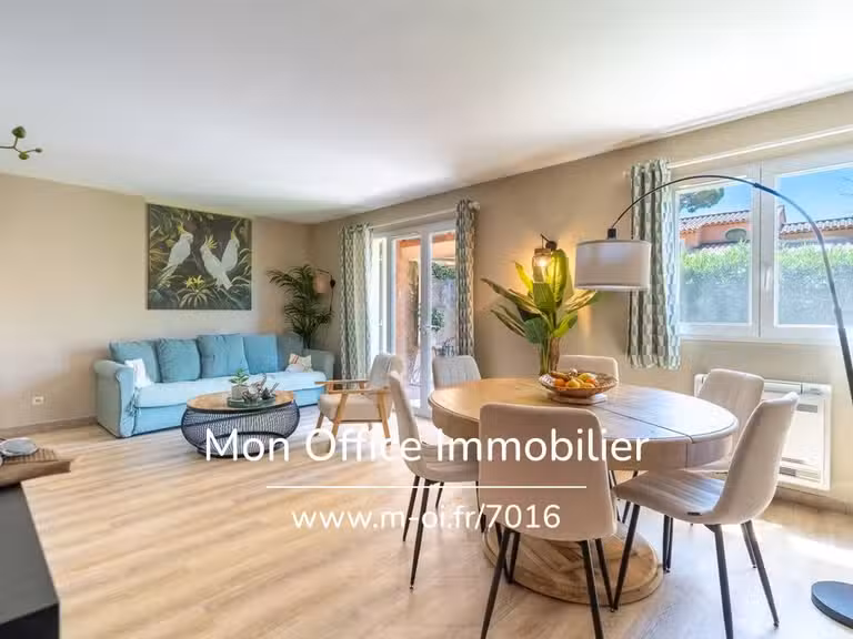 Maison Cavalaire-sur-Mer - 4 chambres - 90m²