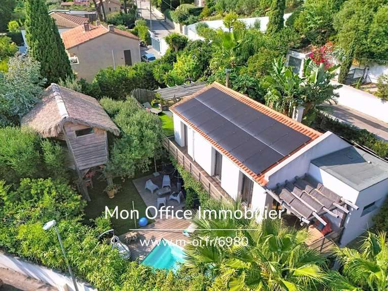 House Cavalaire-sur-Mer - 4 bedrooms - 158m²