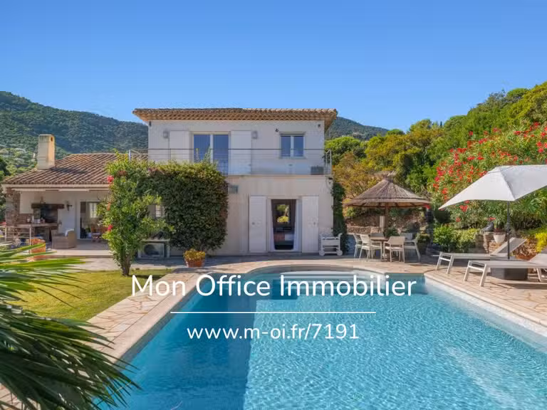 Maison avec Vue sur mer Cavalaire-sur-Mer - 5 chambres - 222m²