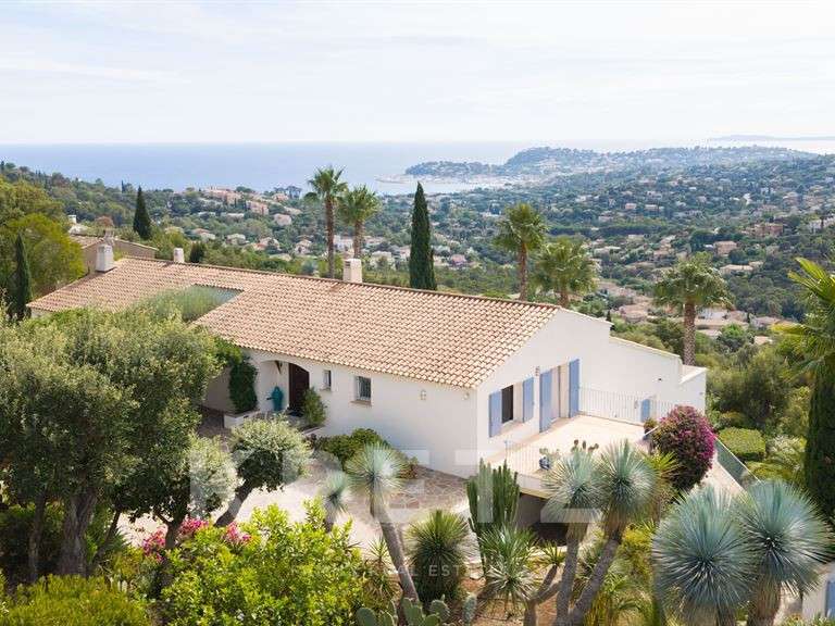 Maison avec Vue sur mer Cavalaire-sur-Mer - 5 chambres - 258m²