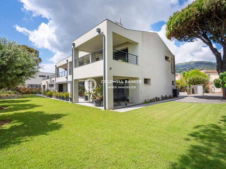 Villa Cavalaire-sur-Mer - 4 chambres - 276m²