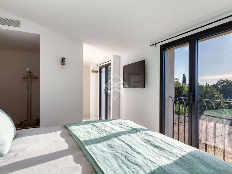 Villa Cavalaire-sur-Mer - 4 bedrooms - 220m²