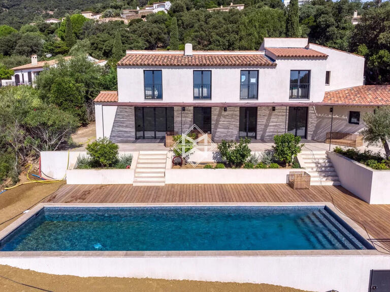Villa Cavalaire-sur-Mer - 4 bedrooms - 220m²