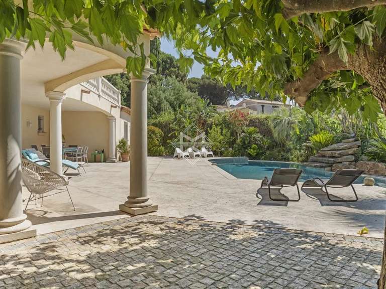 Villa Cavalaire-sur-Mer - 4 chambres - 246m²