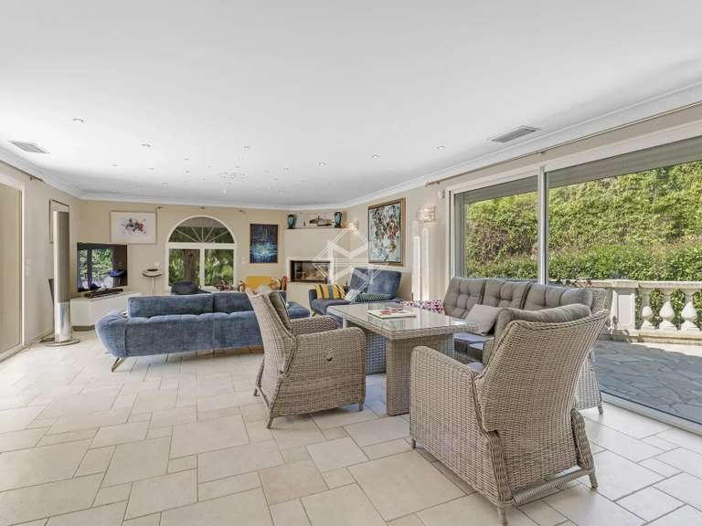 Villa Cavalaire-sur-Mer - 4 chambres - 246m²