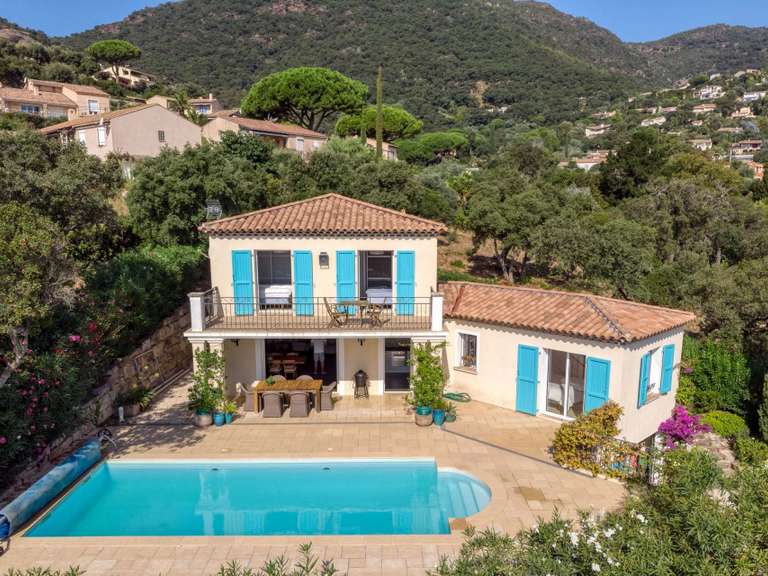 Villa Cavalaire-sur-Mer - 4 chambres - 695m²