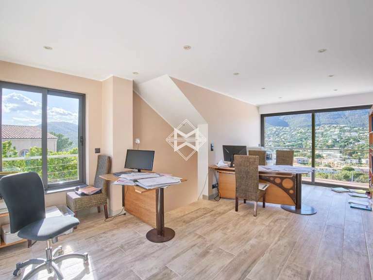 Villa Cavalaire-sur-Mer - 5 chambres - 350m²