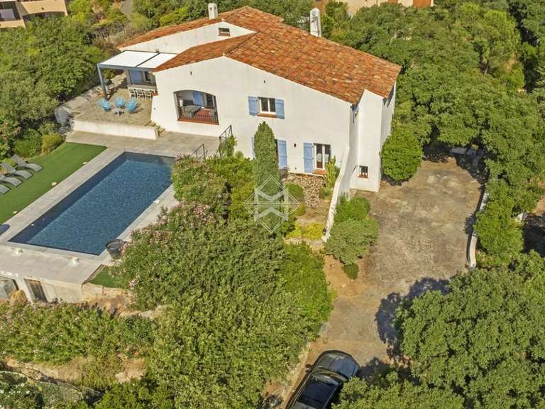 Villa avec Vue sur mer Cavalaire-sur-Mer - 4 chambres - 220m²