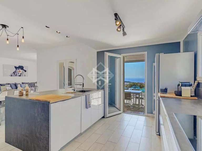 Villa avec Vue sur mer Cavalaire-sur-Mer - 4 chambres - 220m²