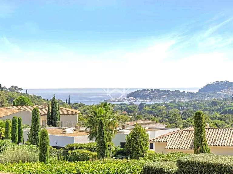 Villa Cavalaire-sur-Mer - 6 chambres - 300m²