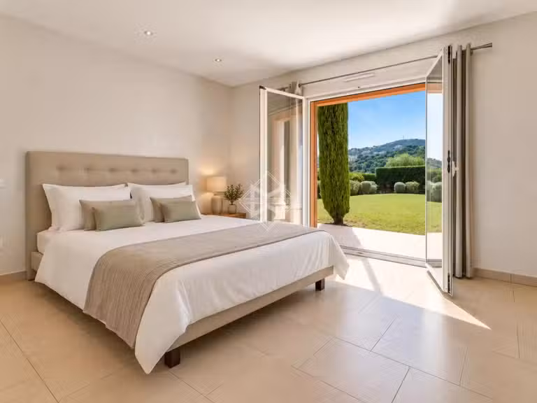 Villa Cavalaire-sur-Mer - 6 chambres - 300m²