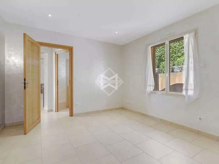 Villa Cavalaire-sur-Mer - 6 chambres - 300m²