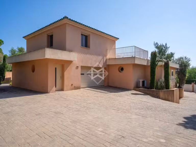 Villa Cavalaire-sur-Mer - 6 chambres - 300m²