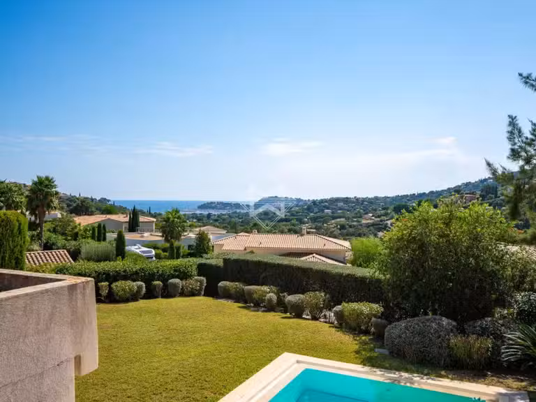 Villa Cavalaire-sur-Mer - 6 chambres - 300m²