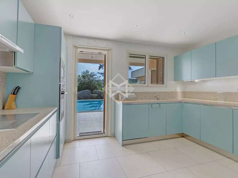 Villa Cavalaire-sur-Mer - 6 chambres - 300m²