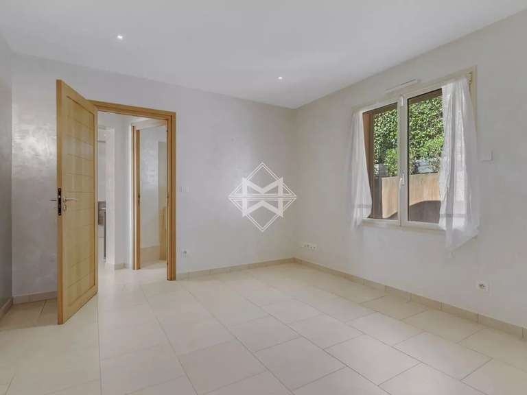 Villa Cavalaire-sur-Mer - 6 chambres - 300m²