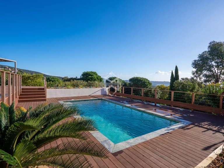 Villa with Sea view Cavalaire-sur-Mer - 5 bedrooms - 258m²