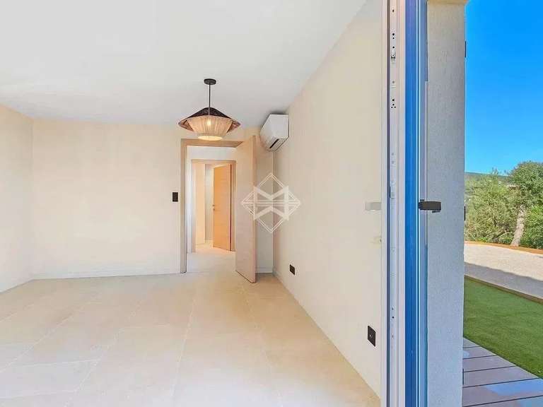 Villa avec Vue sur mer Cavalaire-sur-Mer - 5 chambres - 258m²