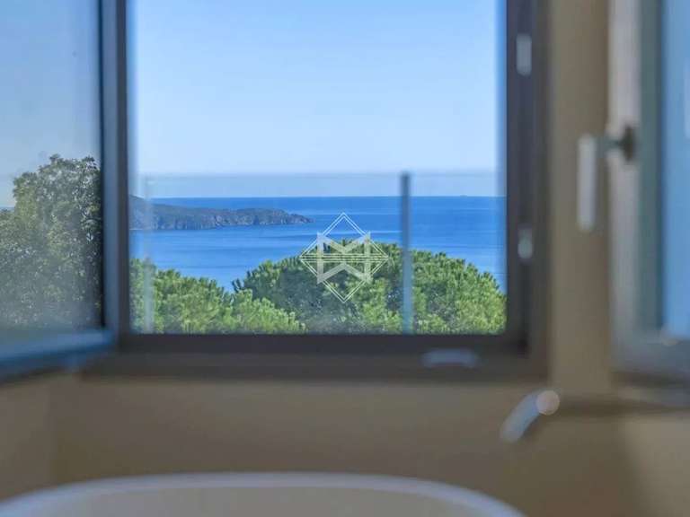 Villa avec Vue sur mer Cavalaire-sur-Mer - 5 chambres - 258m²