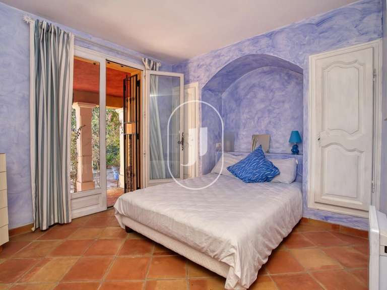 Villa with Sea view Cavalaire-sur-Mer - 4 bedrooms - 180m²