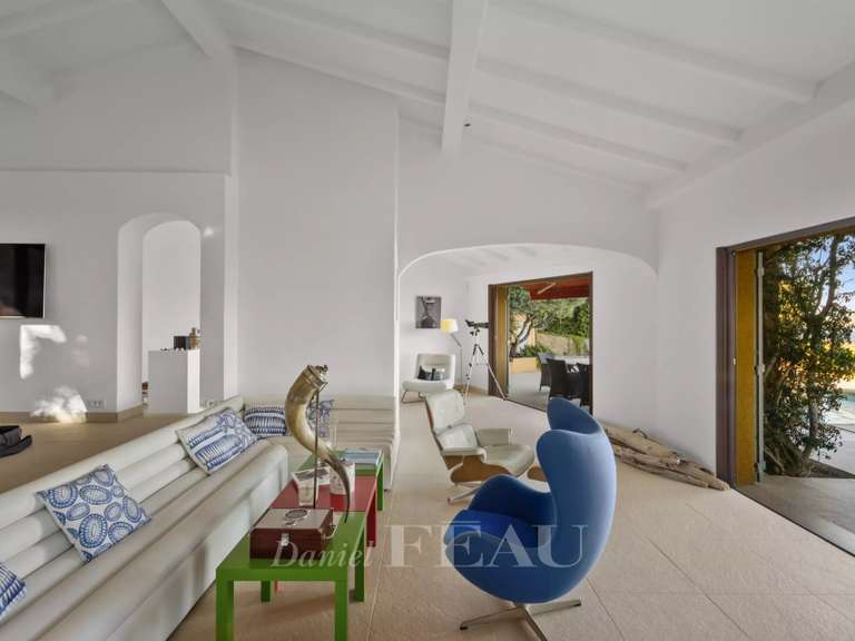 Villa with Sea view Cavalaire-sur-Mer - 5 bedrooms - 200m²