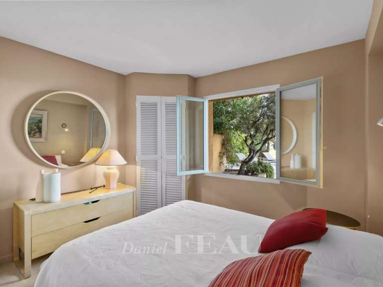 Villa with Sea view Cavalaire-sur-Mer - 5 bedrooms - 200m²