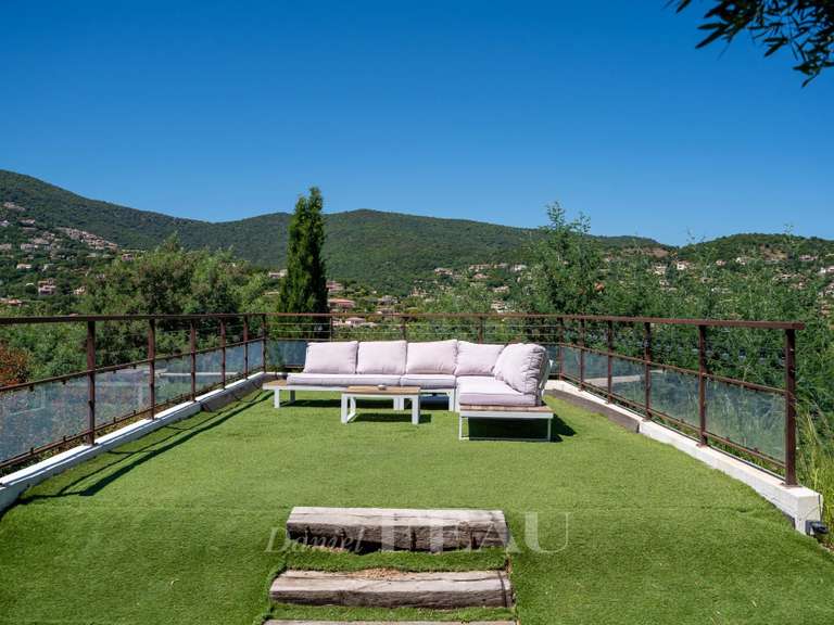 Villa Cavalaire-sur-Mer - 5 bedrooms - 220m²