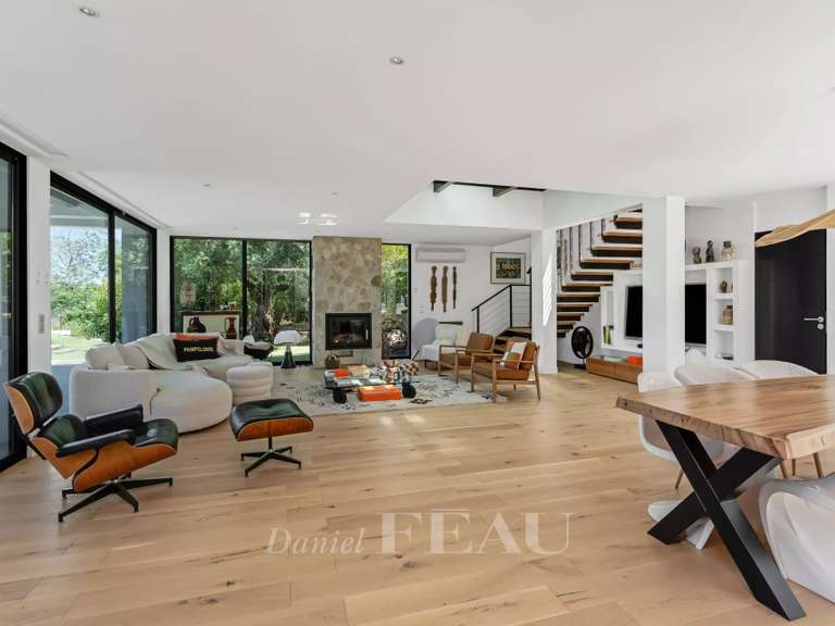 Villa Cavalaire-sur-Mer - 5 bedrooms - 220m²