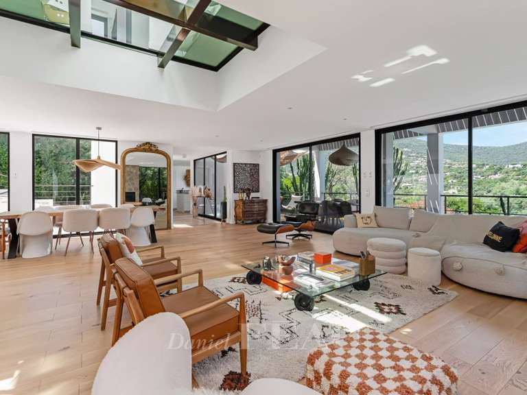 Villa Cavalaire-sur-Mer - 5 bedrooms - 220m²