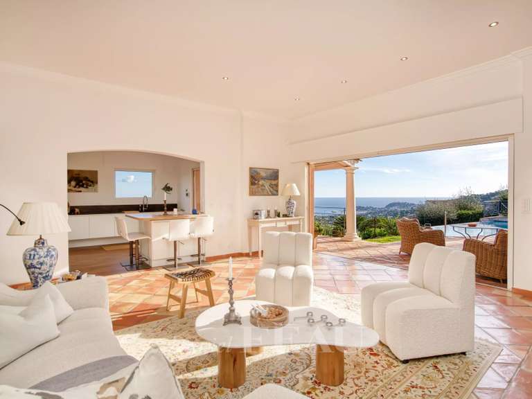 Villa with Sea view Cavalaire-sur-Mer - 4 bedrooms - 235m²