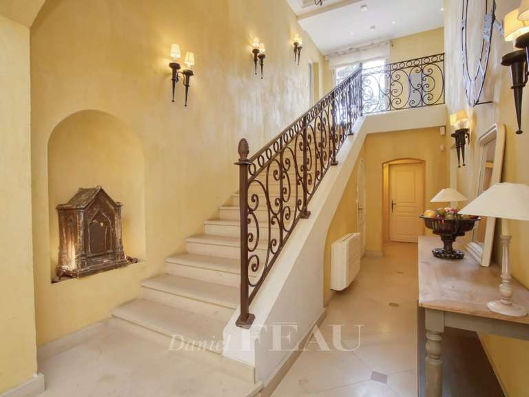 Villa Cavalaire-sur-Mer - 8 bedrooms - 355m²