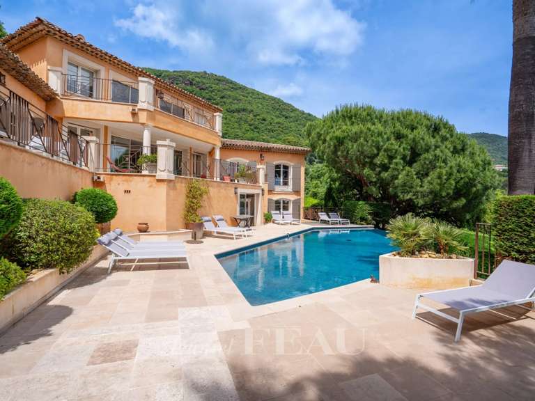 Villa Cavalaire-sur-Mer - 8 bedrooms - 355m²