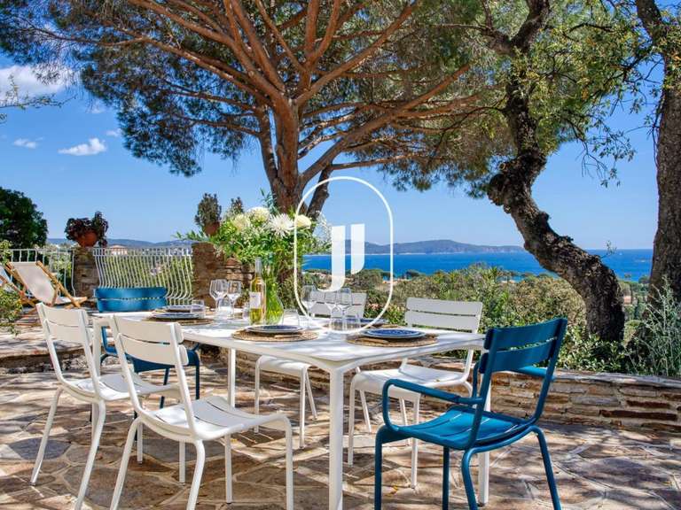 Villa avec Vue sur mer Cavalaire-sur-Mer - 5 chambres - 160m²
