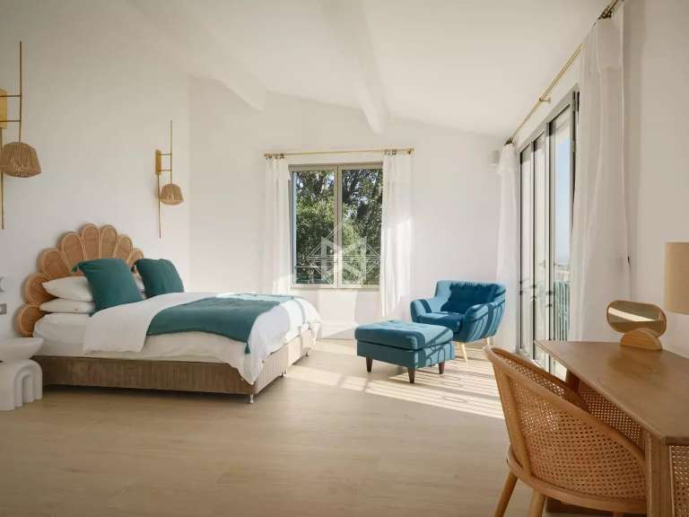 Villa Cavalaire-sur-Mer - 6 chambres - 320m²