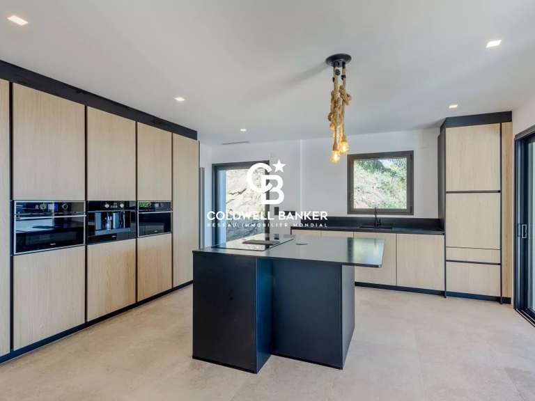 Villa Cavalaire-sur-Mer - 6 chambres - 291m²