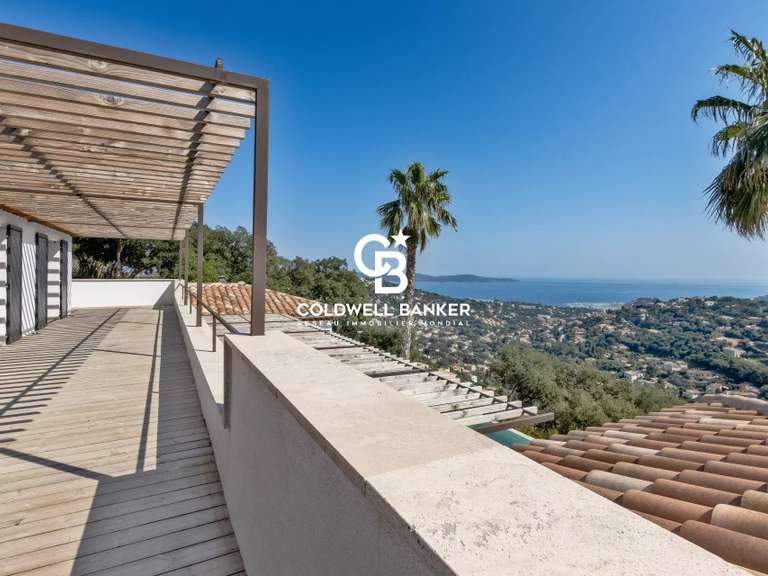 Villa Cavalaire-sur-Mer - 6 chambres - 291m²