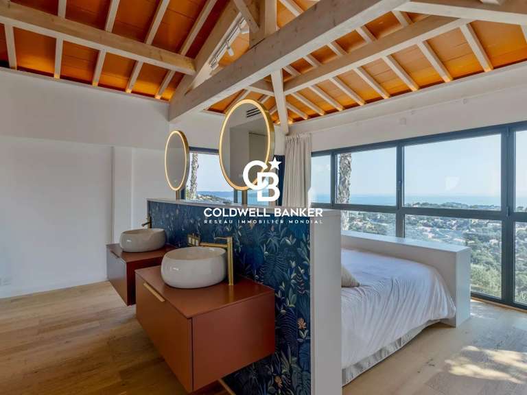 Villa Cavalaire-sur-Mer - 6 chambres - 291m²