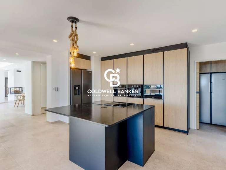 Villa Cavalaire-sur-Mer - 6 chambres - 291m²