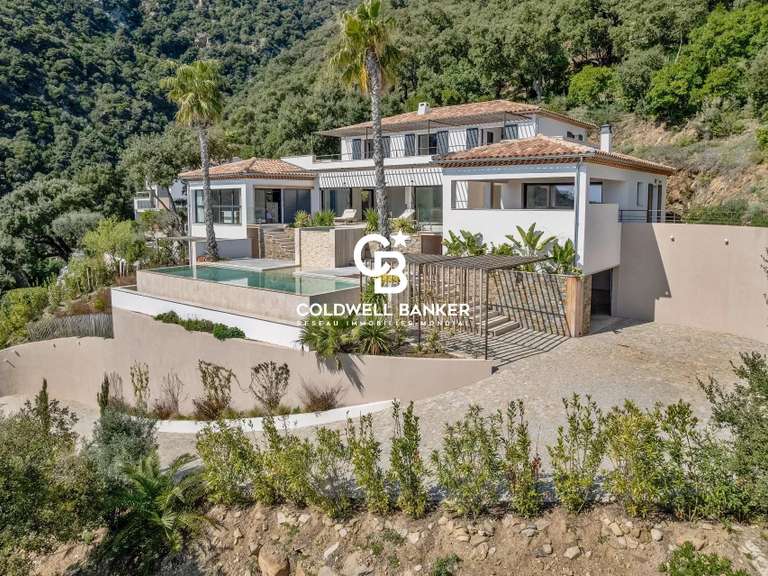 Villa Cavalaire-sur-Mer - 6 chambres - 291m²