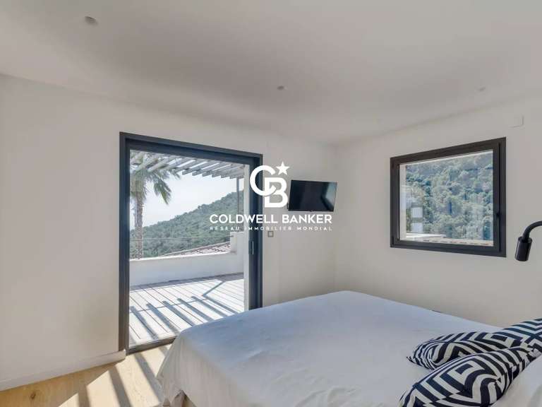 Villa Cavalaire-sur-Mer - 6 chambres - 291m²