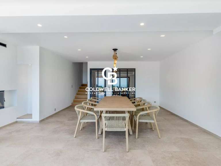 Villa Cavalaire-sur-Mer - 6 chambres - 291m²