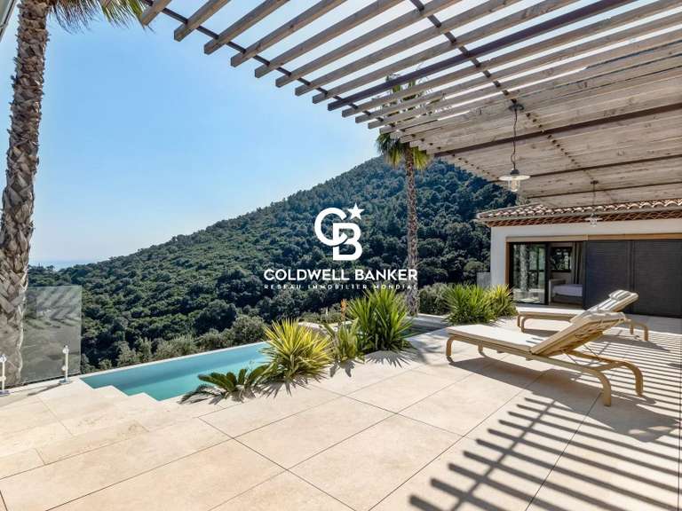 Villa Cavalaire-sur-Mer - 6 chambres - 291m²