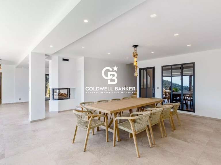 Villa Cavalaire-sur-Mer - 6 chambres - 291m²