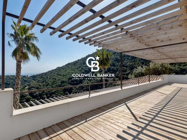 Villa Cavalaire-sur-Mer - 6 chambres - 291m²